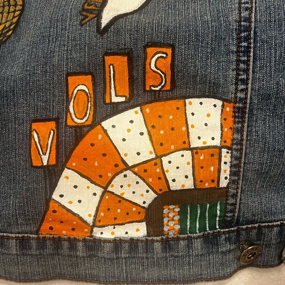 Tennessee Vols Painted Denim Jacket - Picture 2 of 10